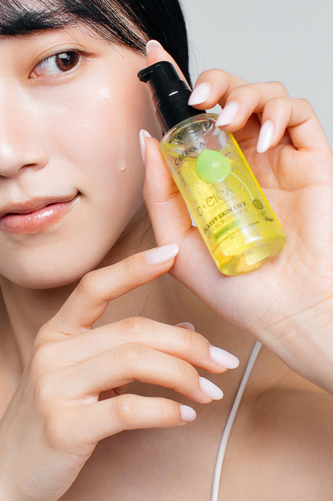 Glassy Skin Lift LIFEFORCE ESSENCE