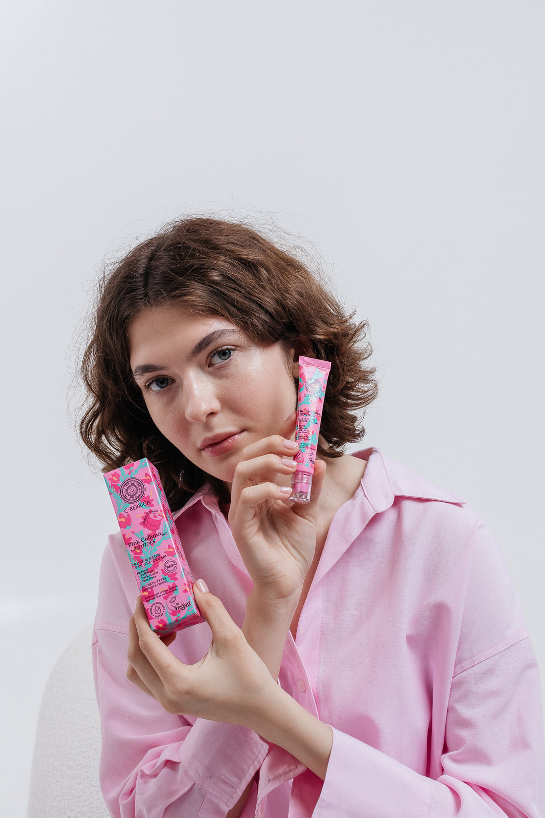 Roll And Glow Eye Gel-Cream