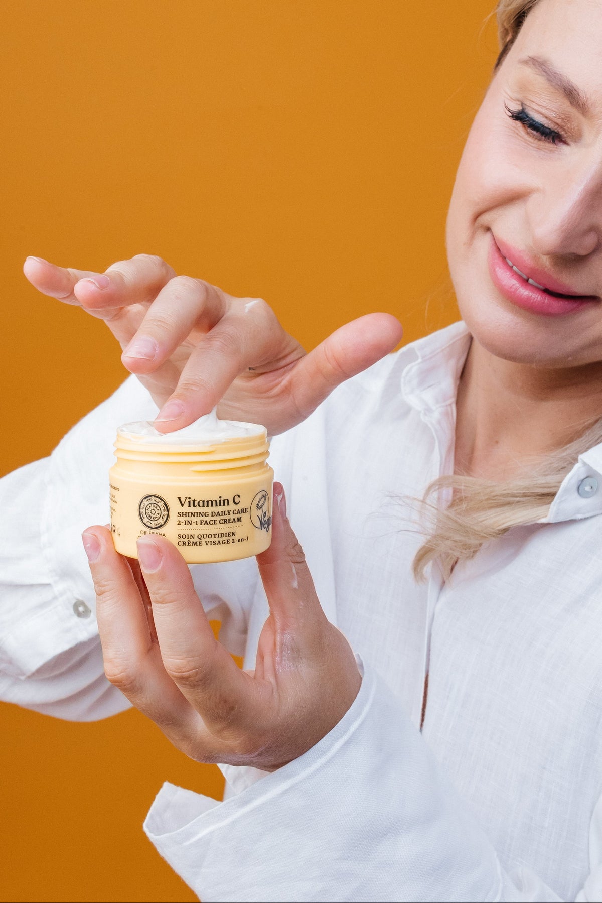 Shining Daily Care 2-In-1 Face Cream