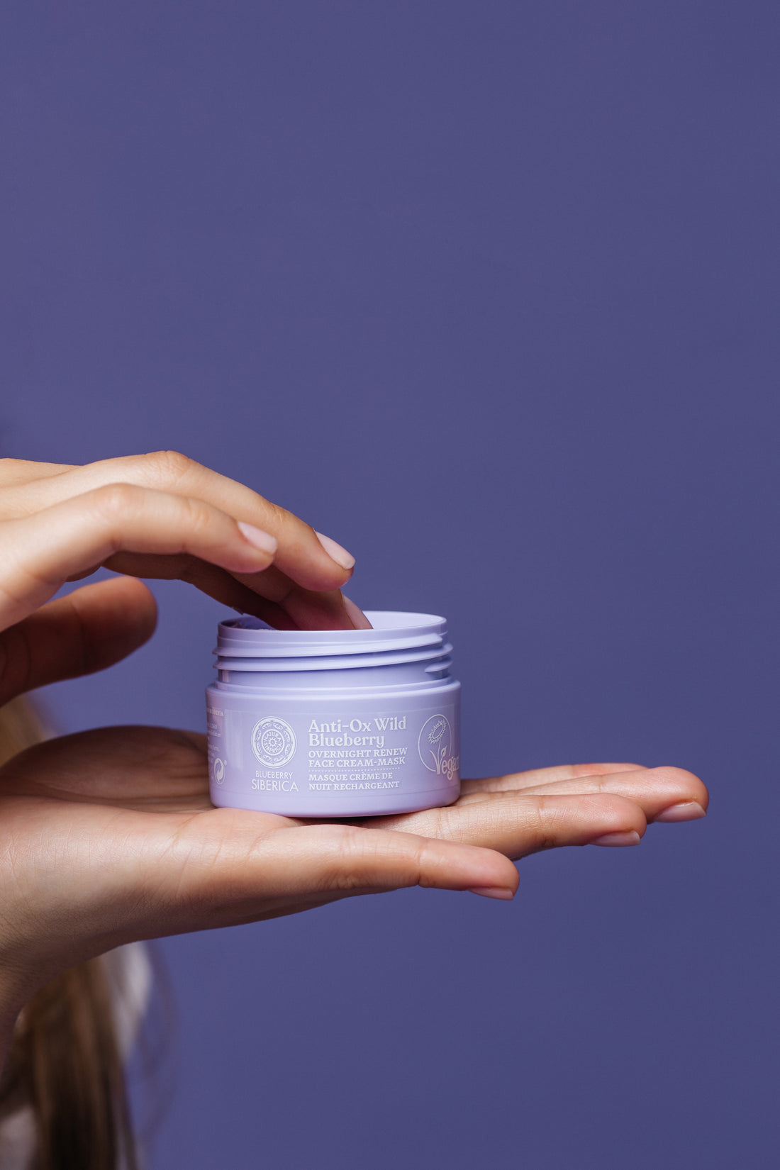 Overnight Renewing Face Cream-Mask