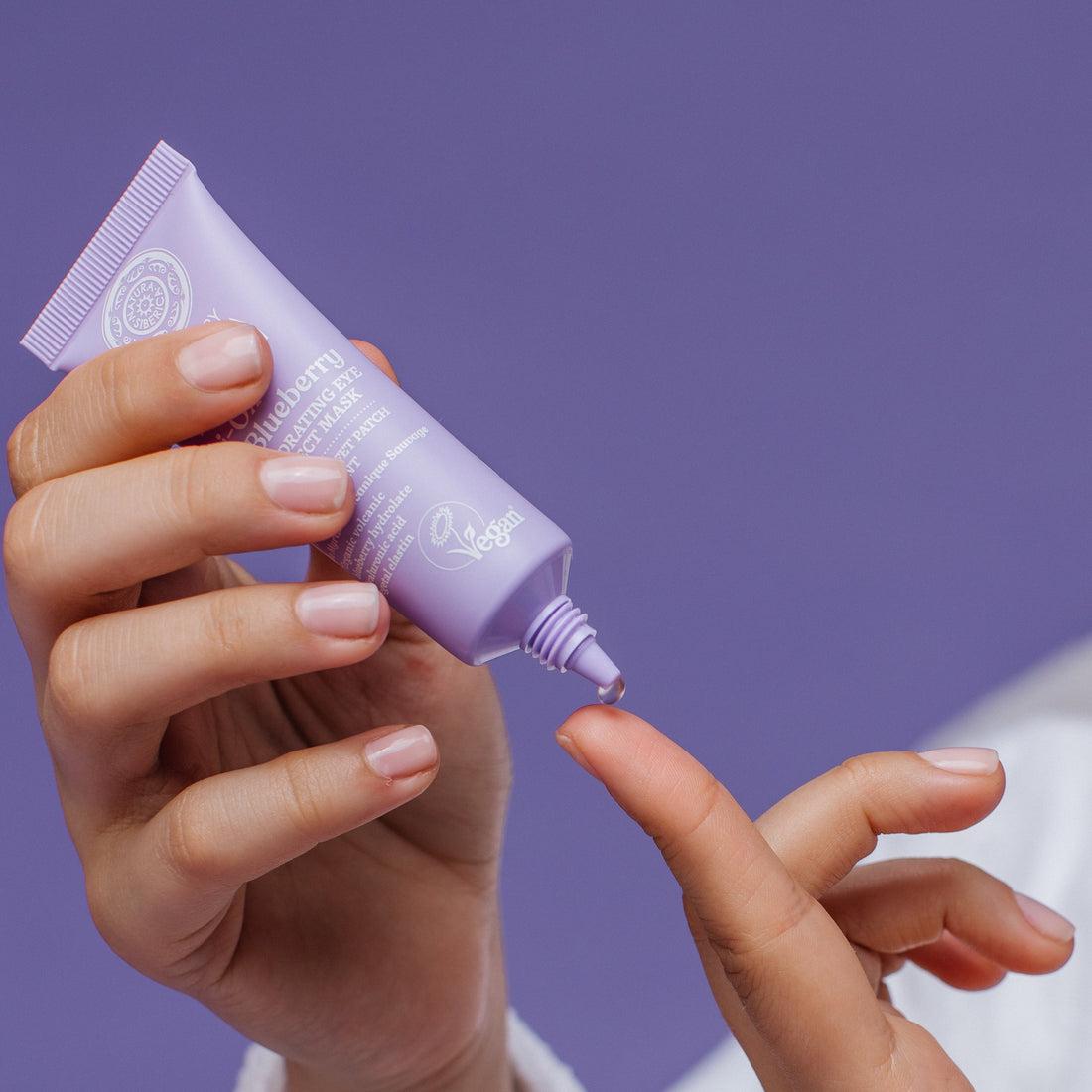Super hydrating eye patch-effect mask